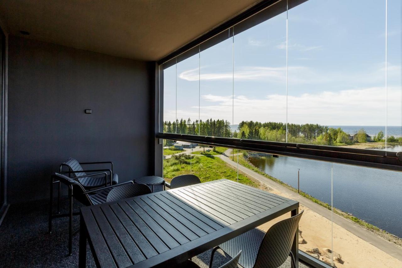 Marina Chalets Studios By Hiekka Booking - Sisaeltaeae Liinavaatteet Ja Loppusiivouksen Kalajoki Δωμάτιο φωτογραφία